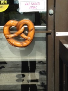 Pretzel outlet 10-15